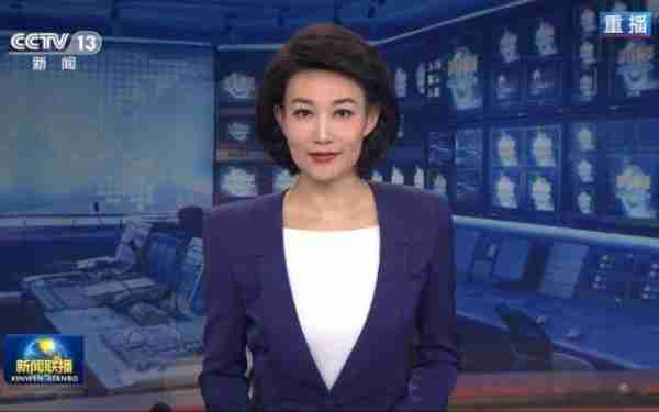 央视主持人李梓萌竟戴假发工作20年，摘下假发后网友都惊呆了！_1-第2张图片-九妖电影
