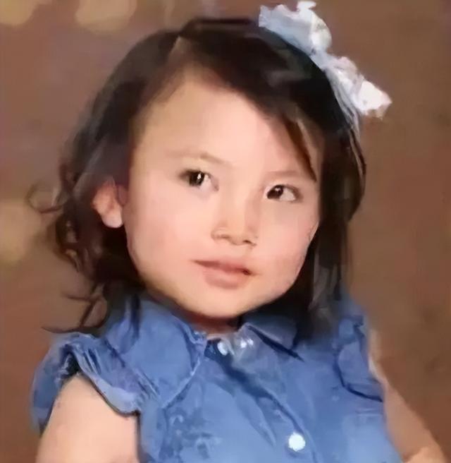 央视主持人李梓萌竟戴假发工作20年,摘下假发后网友都惊呆了!_2-第16张图片-九妖电影 央视主持人李梓萌竟戴假发工作20年,摘下假发后网友都惊呆了!_2-第16张图片-九妖电影