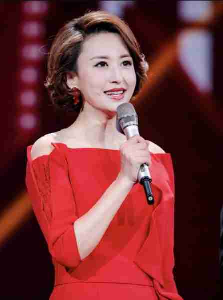央视又开始“踢人”了,一女主持被除名,工作10年毫无存在感-第4张图片-九妖电影 央视又开始“踢人”了,一女主持被除名,工作10年毫无存在感-第4张图片-九妖电影