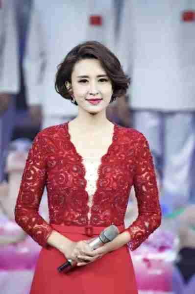 央视又开始“踢人”了,一女主持被除名,工作10年毫无存在感-第6张图片-九妖电影 央视又开始“踢人”了,一女主持被除名,工作10年毫无存在感-第6张图片-九妖电影