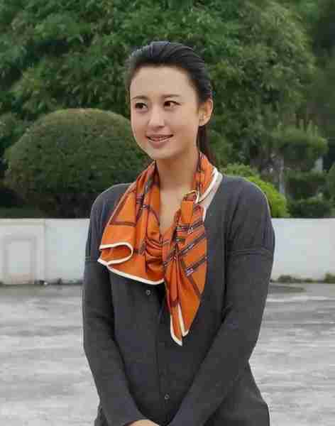 央视又开始“踢人”了,一女主持被除名,工作10年毫无存在感-第8张图片-九妖电影 央视又开始“踢人”了,一女主持被除名,工作10年毫无存在感-第8张图片-九妖电影