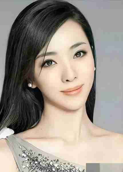 央视又开始“踢人”了,一女主持被除名,工作10年毫无存在感-第12张图片-九妖电影 央视又开始“踢人”了,一女主持被除名,工作10年毫无存在感-第12张图片-九妖电影