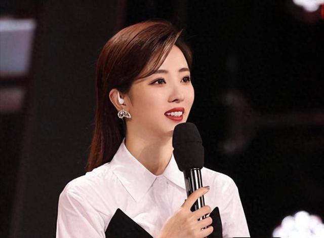 央视又开始“踢人”了,一女主持被除名,工作10年毫无存在感-第19张图片-九妖电影 央视又开始“踢人”了,一女主持被除名,工作10年毫无存在感-第19张图片-九妖电影