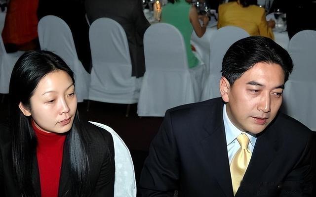 央视渣男水均益:遭全网谩骂滚出主持界,是什么让他成为众矢之的-第16张图片-九妖电影 央视渣男水均益:遭全网谩骂滚出主持界,是什么让他成为众矢之的-第16张图片-九妖电影