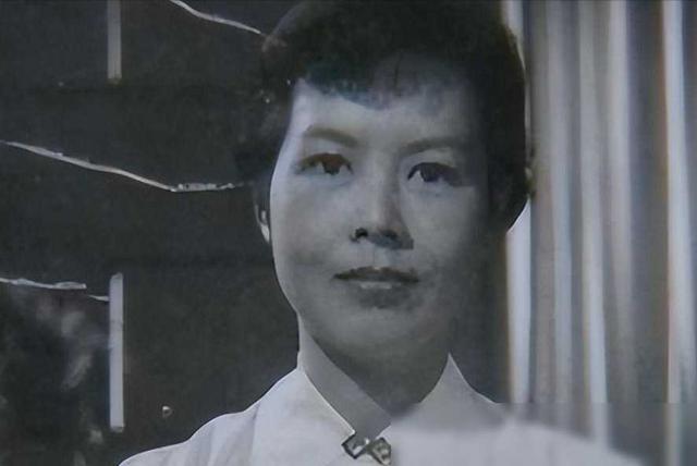 央视第一女主持人离世,事业爱情圆满,儿子成为她一生的遗憾-第4张图片-九妖电影 央视第一女主持人离世,事业爱情圆满,儿子成为她一生的遗憾-第4张图片-九妖电影