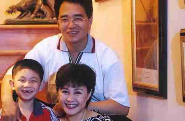 央视肖晓琳：退休5个月，在美国儿子家死去，临终26字遗言太深刻-第18张图片-九妖电影