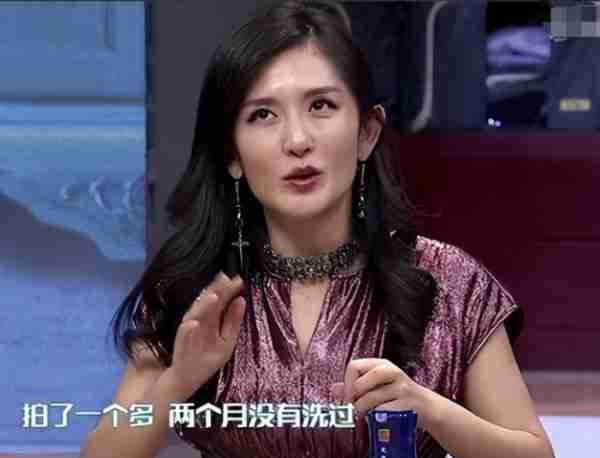 头油到发臭、秋裤脏到包浆、衣服泡到发霉,这些明星私下是真邋遢-第9张图片-九妖电影 头油到发臭、秋裤脏到包浆、衣服泡到发霉,这些明星私下是真邋遢-第9张图片-九妖电影