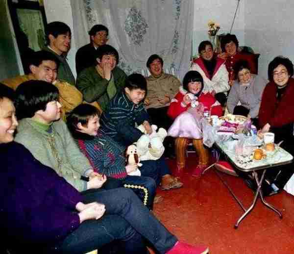 回顾春晚40年喜剧大师的更迭，我终于懂了为什么观众需要赵本山-第2张图片-九妖电影
