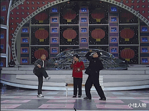 回顾春晚之2001，李玟劲歌热舞美出天际，卖拐经典再难复制-第6张图片-九妖电影