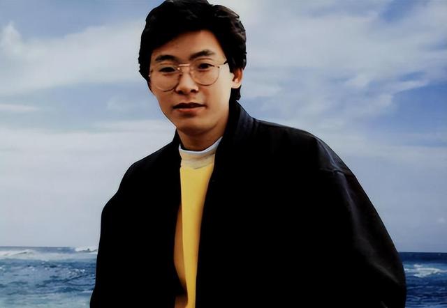 因在春晚唱了一首歌，被封杀14年，今将上亿资产全部无偿捐献！-第12张图片-九妖电影