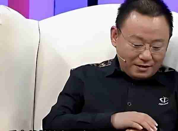 国家一级演员九次登春晚，为“红斑狼疮”妻子倾家荡产，满是辛酸_1-第5张图片-九妖电影