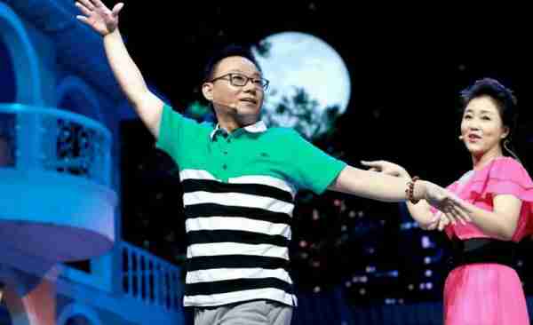 国家一级演员，10登春晚，陪妻子抗病23年，倾家荡产依旧不离不弃_1-第29张图片-九妖电影