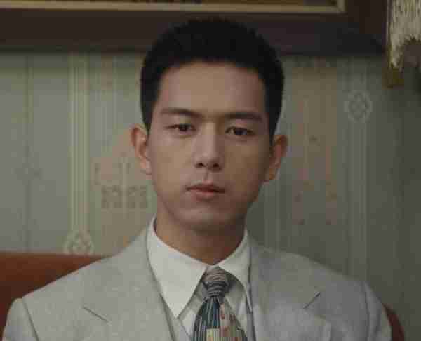 女演员长相有多重要？《群星闪耀时》季太太一亮相，才知道啥叫妩媚动人-第3张图片-九妖电影