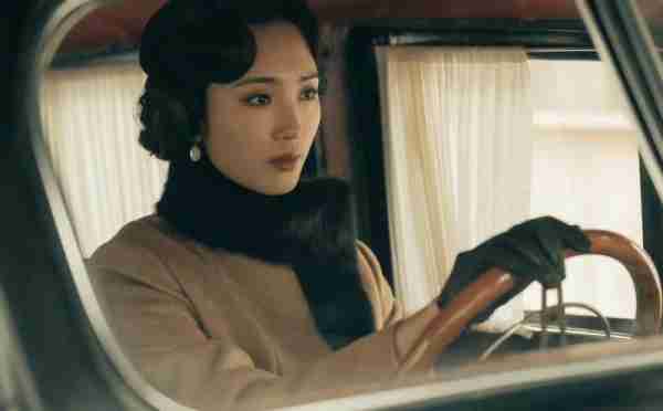 女演员长相有多重要？《群星闪耀时》季太太一亮相，才知道啥叫妩媚动人-第16张图片-九妖电影
