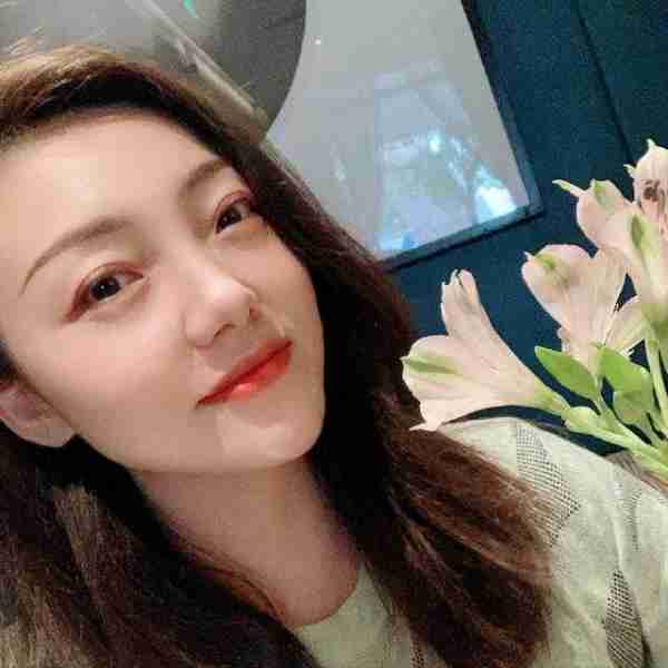 她在“非诚勿扰”上站五年，爆灯无数却不牵手，最终只能选择退出-第27张图片-九妖电影