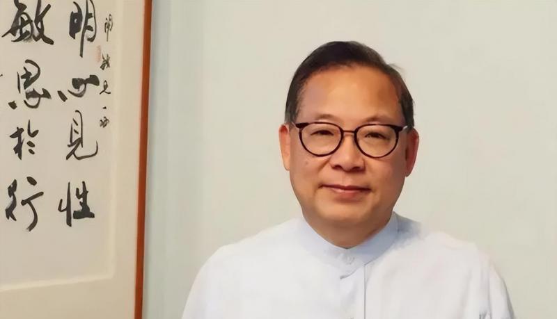 在春晚唱了一首歌，被封杀14年，今身价过亿，全部无偿捐献给祖国_3-第20张图片-九妖电影