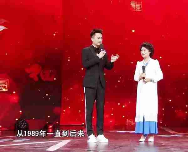 她是央视著名主持人,退休8年被央视返聘,现72岁被称为最美姥姥-第19张图片-九妖电影 她是央视著名主持人,退休8年被央视返聘,现72岁被称为最美姥姥-第19张图片-九妖电影