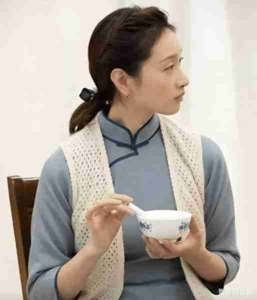 她是最干净的女演员，15年来一直没有红，可她的丈夫却是大红大紫-第3张图片-九妖电影