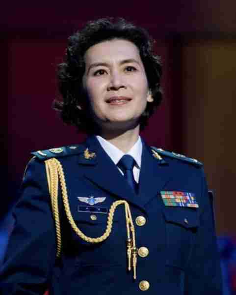 她是著名的国家一级演员,被特许享正军级待遇,如今仍是单身-第5张图片-九妖电影 她是著名的国家一级演员,被特许享正军级待遇,如今仍是单身-第5张图片-九妖电影