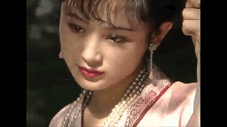 她被称为“大陆第一美人”，两大名导为其着迷，今55岁活得像25岁-第3张图片-九妖电影