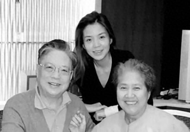 央视一姐朱迅：2次患癌，7次上春晚，挚爱男人离世，抱憾终生-第9张图片-九妖电影