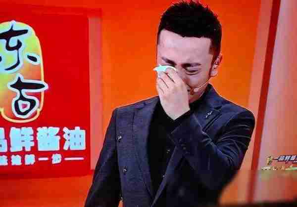 央视主持尼格买提，为啥多次主持春晚，看了《开门大吉》就知道了-第3张图片-九妖电影