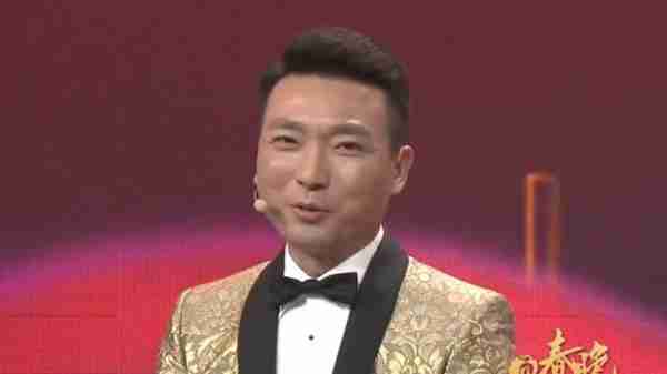央视春晚主持阵容大换血！被“抛弃”的大咖们竟然在娱乐圈大火-第5张图片-九妖电影