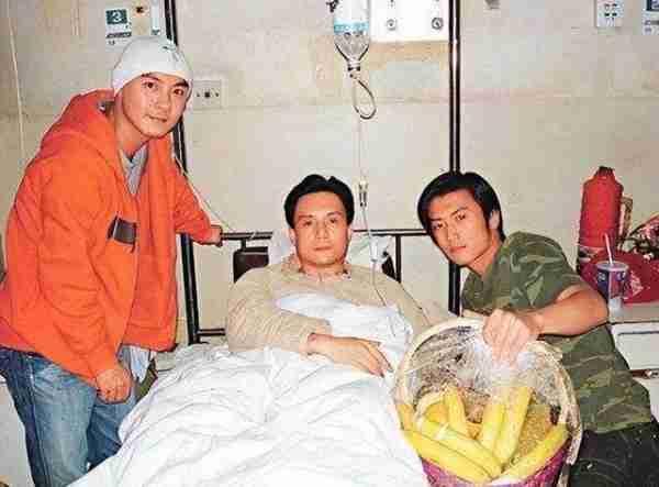 娱乐圈的“假戏真做”，祸害了多少明星？哪怕是男性都没有逃过-第34张图片-九妖电影