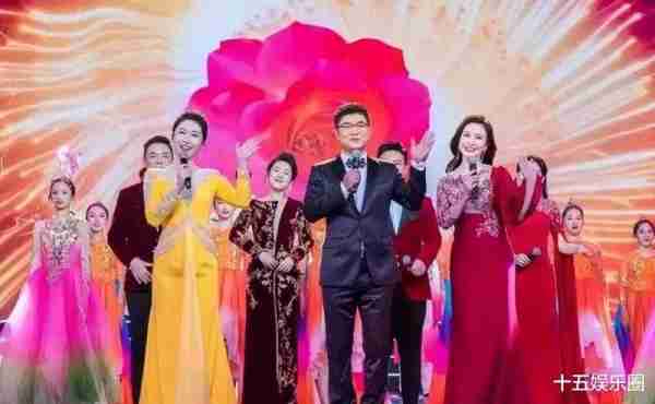 央视春晚首次彩排阵容曝光，网友：该来的没来，不该来的全来了-第1张图片-九妖电影