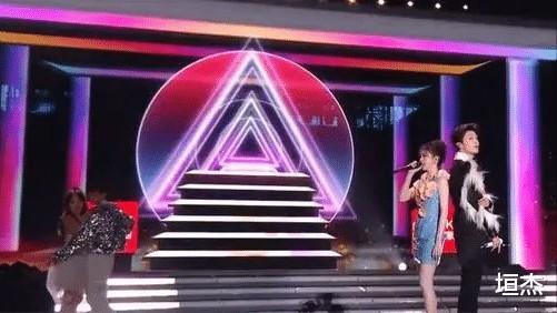 央视第1芒果第2，看了5大跨年晚会收视排行，我想春晚输赢已分晓-第22张图片-九妖电影