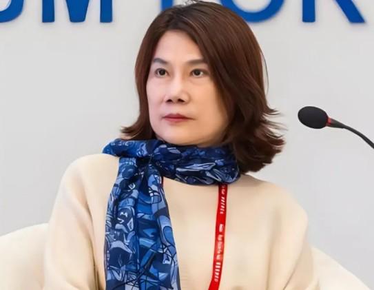 孟羽童离开格力十个月后，她的现状令人瞩目！她与董明珠谁更清醒？-第4张图片-九妖电影