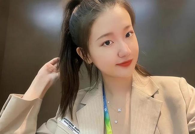 孟羽童离开格力十个月后，她的现状令人瞩目！她与董明珠谁更清醒？-第7张图片-九妖电影