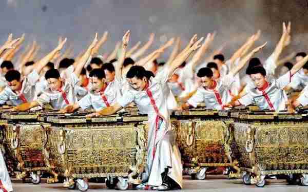 宁为祖国缴百万巨款,也要当中国人!这4位拒改国籍的艺人真霸气-第18张图片-九妖电影 宁为祖国缴百万巨款,也要当中国人!这4位拒改国籍的艺人真霸气-第18张图片-九妖电影