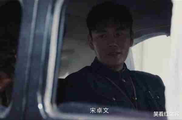 审美疲劳：观众呼吁杨幂收手“秀身材”-第10张图片-九妖电影