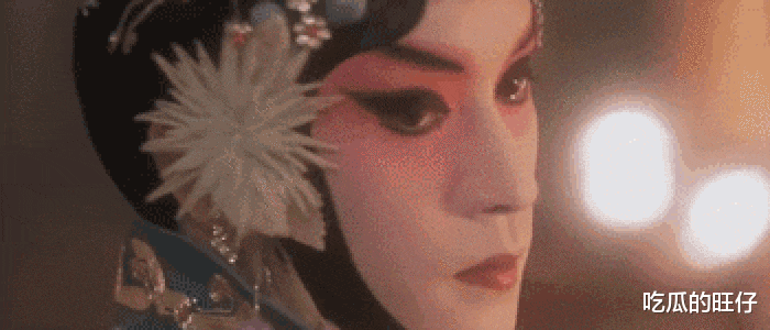 尊龙：出身贫寒却一身贵气，无儿无女孑然一身，现今70岁挺着大肚腩-第2张图片-九妖电影