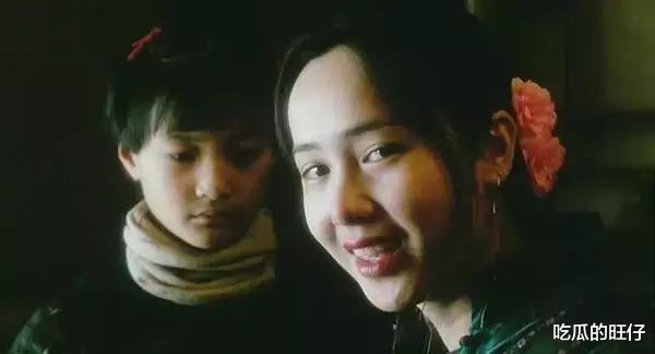 尊龙：出身贫寒却一身贵气，无儿无女孑然一身，现今70岁挺着大肚腩-第10张图片-九妖电影