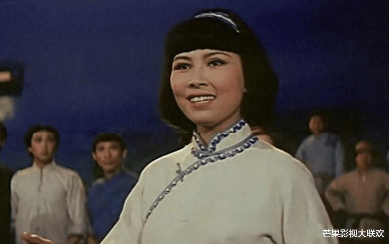 她24岁一唱成名，48岁丈夫入狱不抛弃，患癌后丈夫用全部身家医治-第7张图片-九妖电影