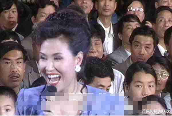 她24岁一唱成名，48岁丈夫入狱不抛弃，患癌后丈夫用全部身家医治-第19张图片-九妖电影