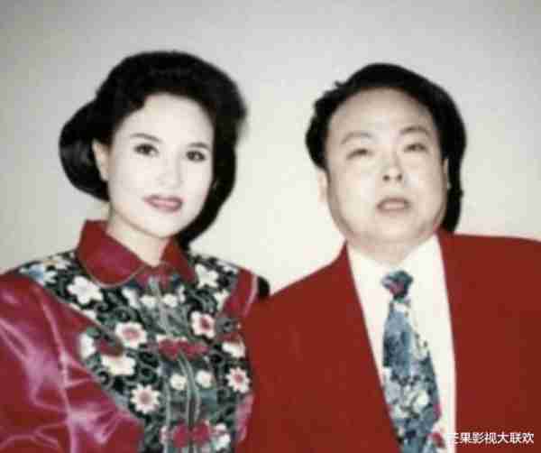她24岁一唱成名，48岁丈夫入狱不抛弃，患癌后丈夫用全部身家医治-第26张图片-九妖电影