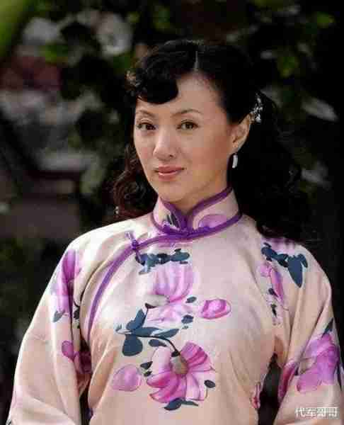 她5次上央视春晚，却遭同行抹黑“潜规则”上位，如今怎样了？-第7张图片-九妖电影