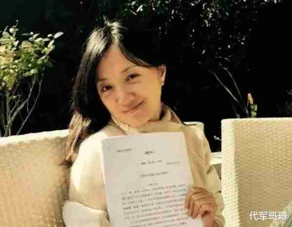 她5次上央视春晚，却遭同行抹黑“潜规则”上位，如今怎样了？-第23张图片-九妖电影