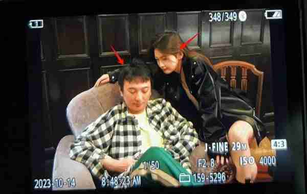 小羽官宣和王思聪分手，获网友心疼！聊天记录曝光王思聪真实心态_1-第1张图片-九妖电影
