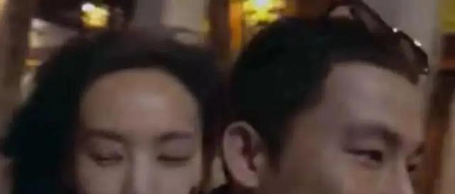 李一桐“毁容式”近照太吓人了，网友：漂亮但是没有辨识度呀-第2张图片-九妖电影