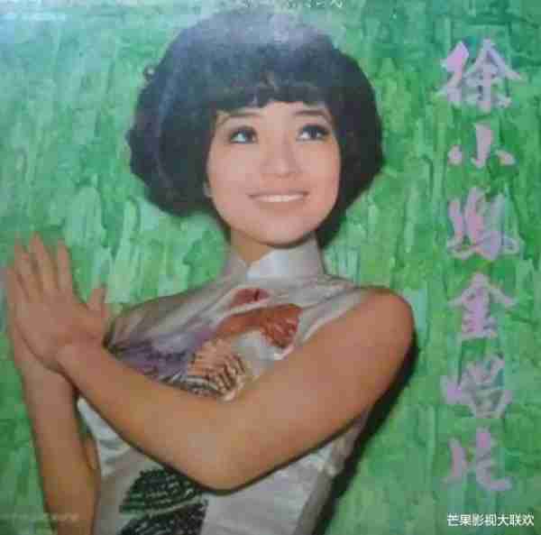 她宁愿离婚也不愿改变中国国籍，春晚为她破例，74岁仍单身-第27张图片-九妖电影