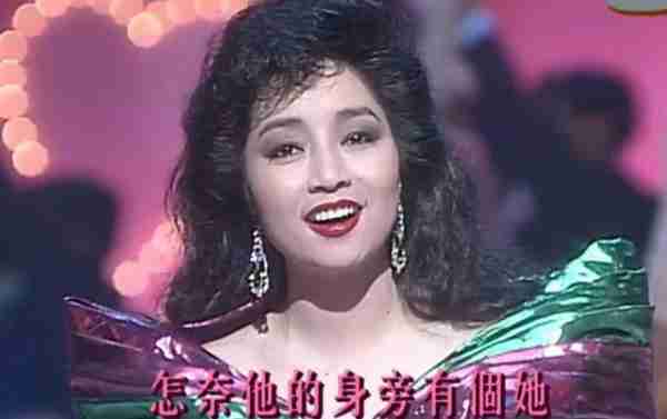 她宁愿离婚也不愿改变中国国籍，春晚为她破例，74岁仍单身_3-第24张图片-九妖电影