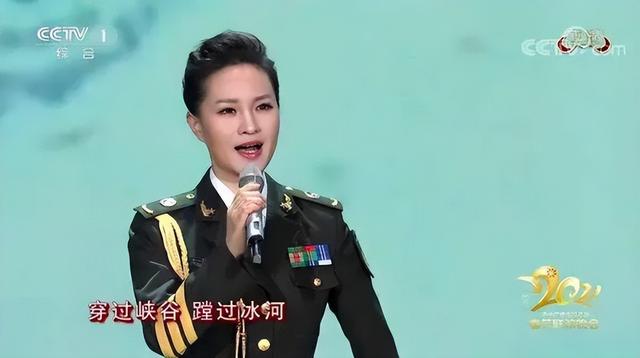 她是中国第一位博士级歌唱家，13次被邀上春晚，丈夫身份不一般-第9张图片-九妖电影
