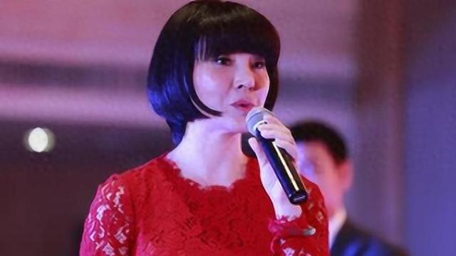 她是国家一级演员，凭春晚一曲爆红！卷走丈夫12亿，终自食恶果-第40张图片-九妖电影