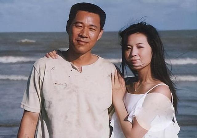 张丰毅：泪目，一路好走！与子反目为继女买豪车，答案终浮出水面-第27张图片-九妖电影
