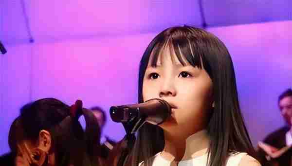 她是张艺谋“最对不起”的女孩，曾在奥运会上一唱成名，却因此被骂15年-第3张图片-九妖电影