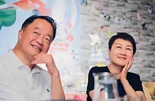 张凯丽:一路好好走!刘慧芳天天有,就是女儿不喊妈-第28张图片-九妖电影 张凯丽:一路好好走!刘慧芳天天有,就是女儿不喊妈-第28张图片-九妖电影